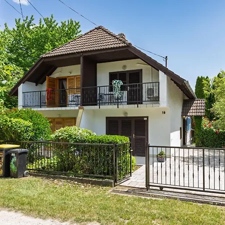 Holiday home Violetta By Interhome Balatonkenese